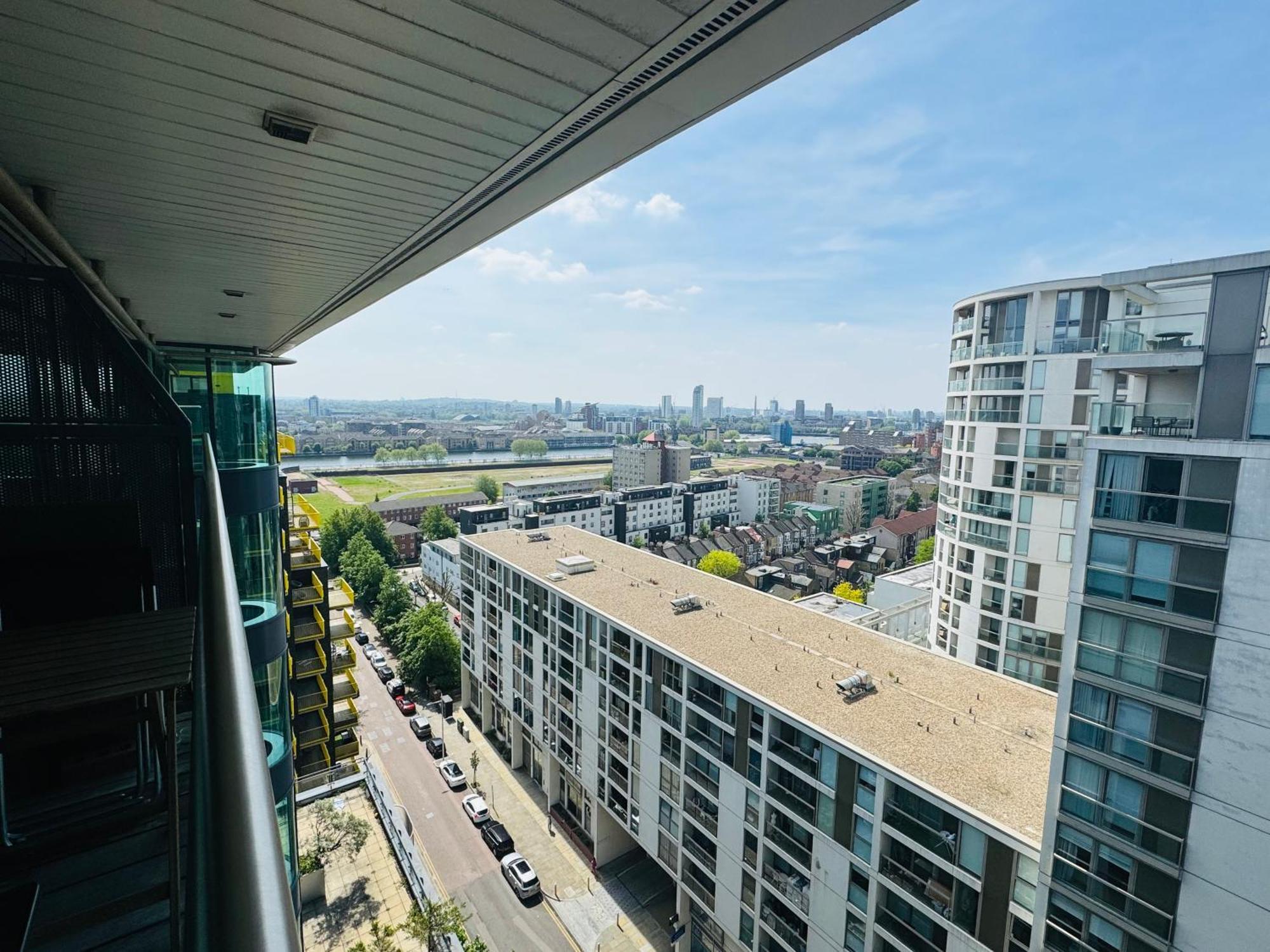 Modern 2Bed 2Bath Apartment Canary Wharf - Upto 5 Person Londra Exterior foto