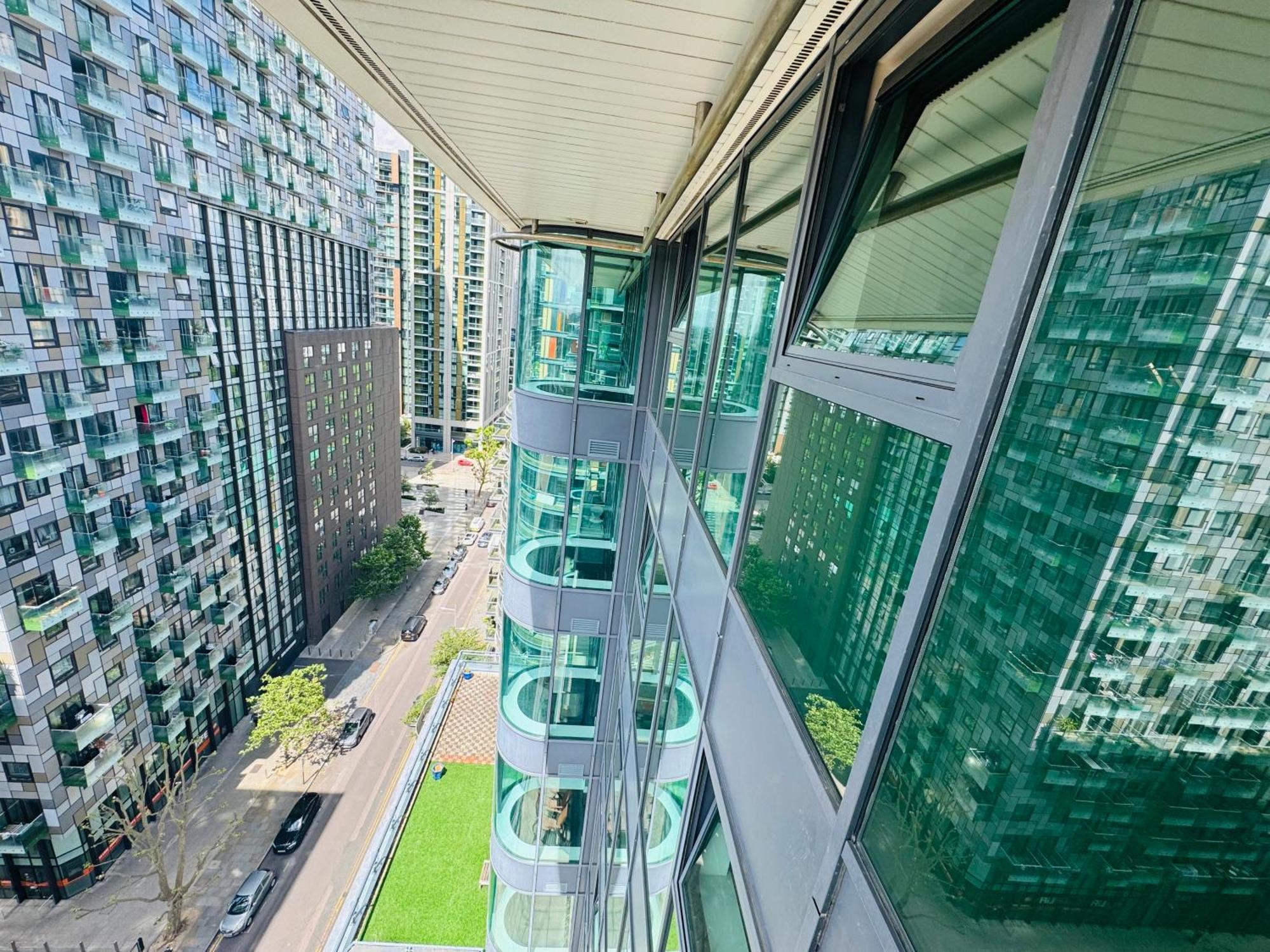 Modern 2Bed 2Bath Apartment Canary Wharf - Upto 5 Person Londra Exterior foto